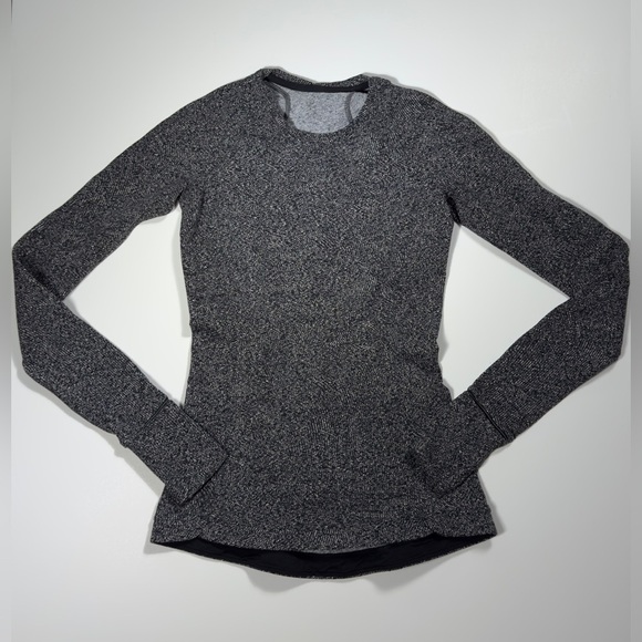 LULULEMON Women's Gray Long Sleeve Top 🩶🏃♀️ - Picture 13 of 15